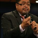 ¿Quién es Dios según la interpretación de la Biblia?