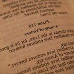 Descubre dónde se encuentran los 10 mandamientos en la Biblia Católica