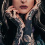 ¿Qué dice la Biblia sobre tatuajes y piercing? Descubre la verdad aquí